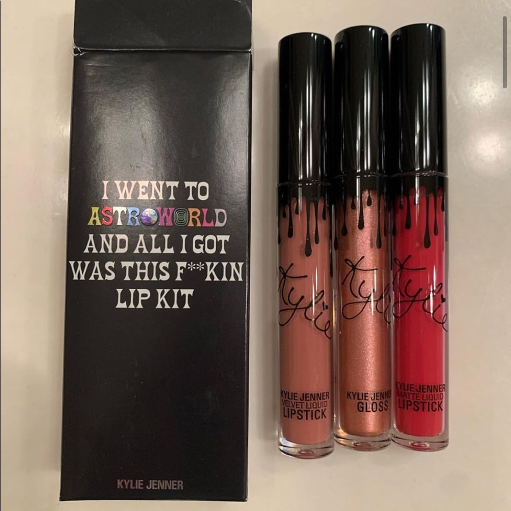 Kylie lip kit
